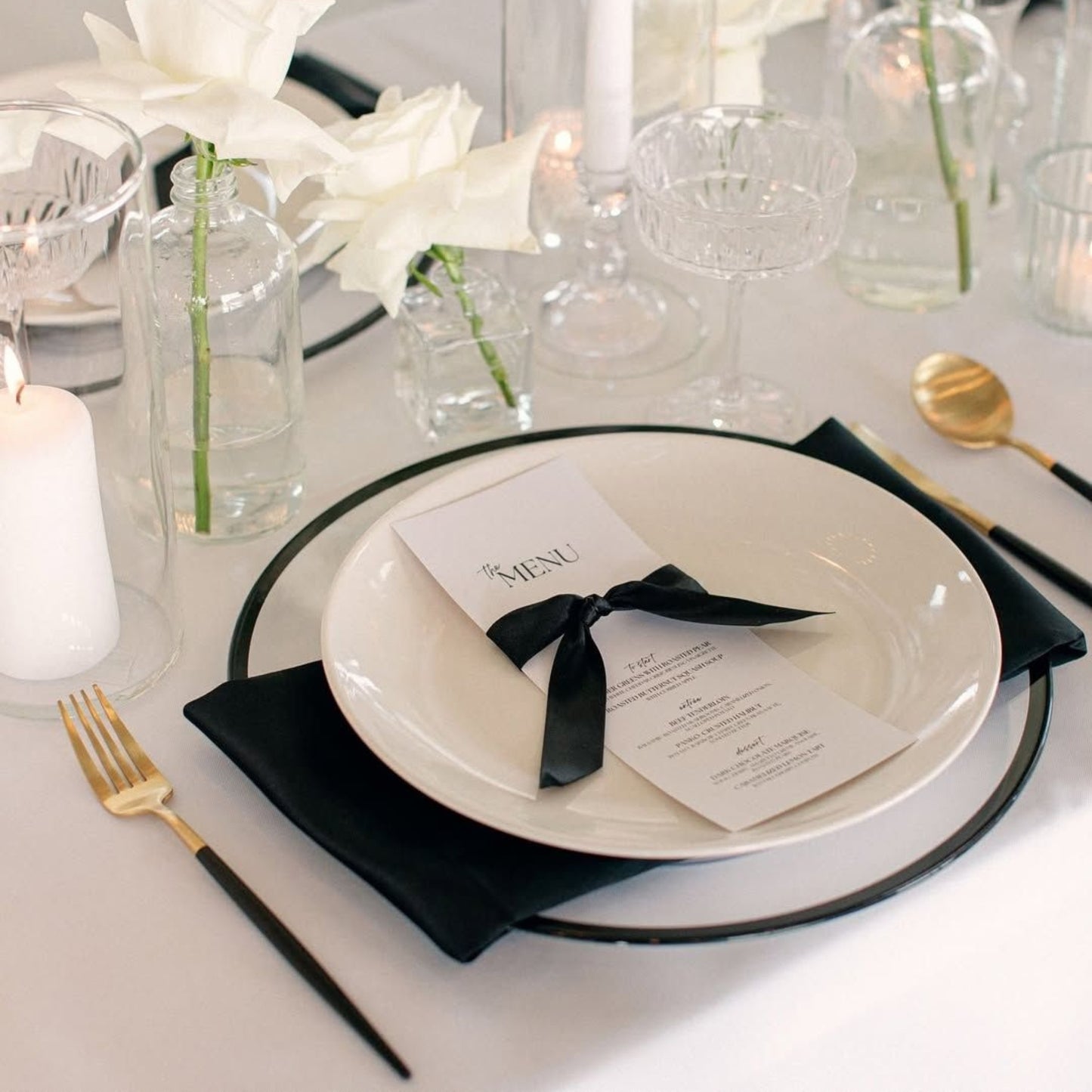 Black Rimmed Charger