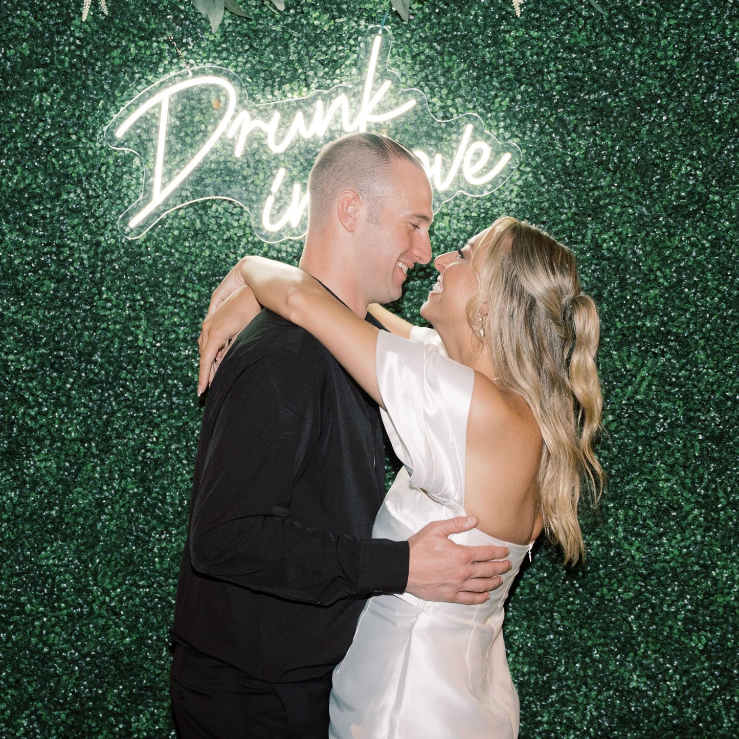 Drunk In Love Neon Sign with couple - Picture Perfect Rentals